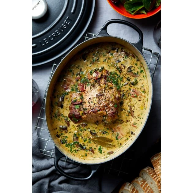 Cocotte en fonte Ovale 33 cm Noir mat Le Creuset Signature 5 Cocotte en fonte Ovale 33 cm Noir mat Le Creuset Signature â Image 5