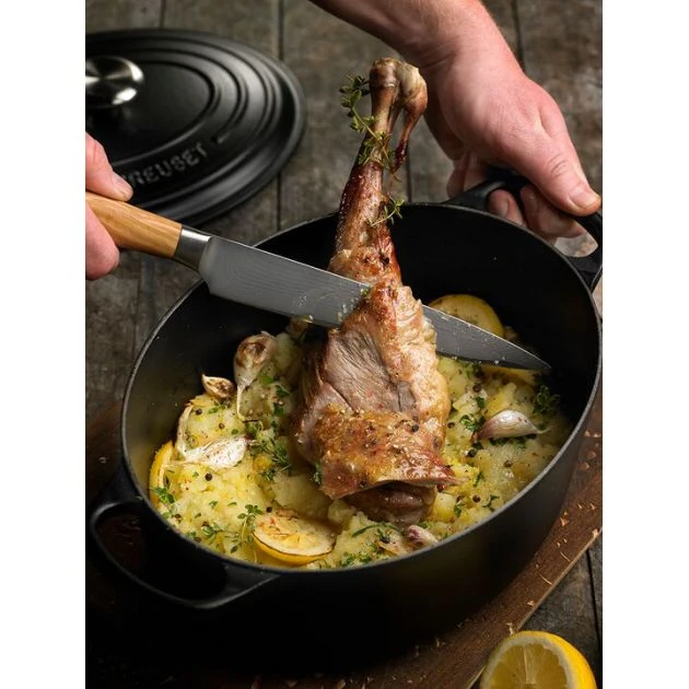 Cocotte en fonte Ovale 33 cm Noir mat Le Creuset Signature 6 Cocotte en fonte Ovale 33 cm Noir mat Le Creuset Signature â Image 6