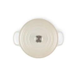 Cocotte en fonte Ronde 24 cm Meringue Signature Le Creuset 7 Cocotte en fonte Ronde 24 cm Meringue Signature Le Creuset -Boutique GreenPan cocotte en fonte ronde 24 cm meringue signature le creuset 2