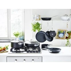 Sauteuse en Céramique 30 cm et son couvercle, collection BARCELONA PRO GreenPan™ -Boutique GreenPan sauteuse en ceramique 30 cm et son couvercle collection barcelona greenpan 1