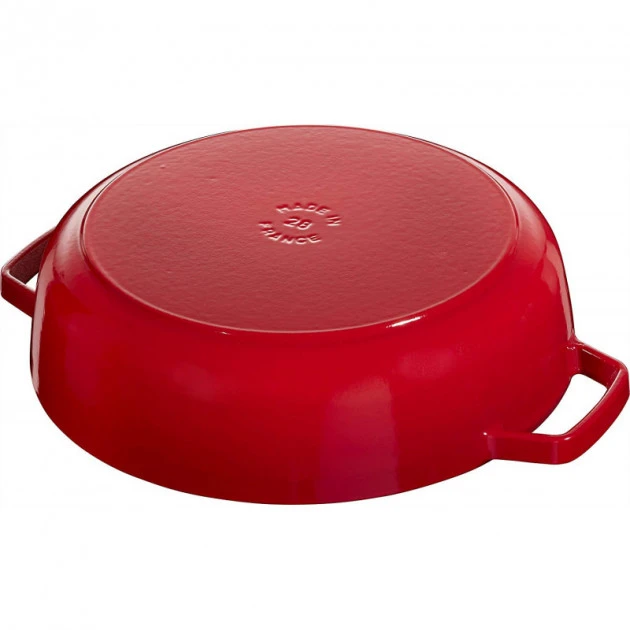 Sauteuse en Fonte Chistera 24 cm Rouge Cerise Staub 4 Sauteuse en Fonte Chistera 24 cm Rouge Cerise Staub â Image 4